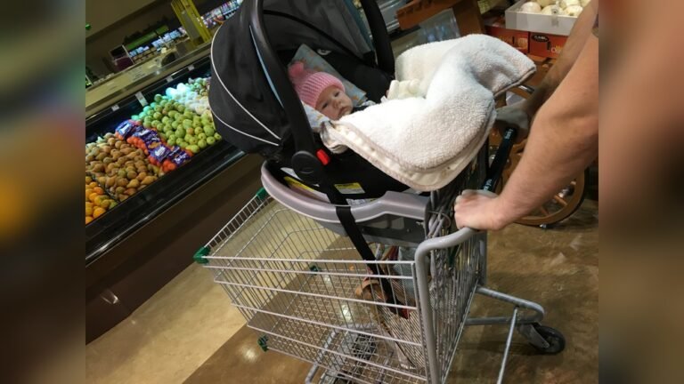 How to Grocery Shop With a Stroller: Easy Tips for Busy Parents
