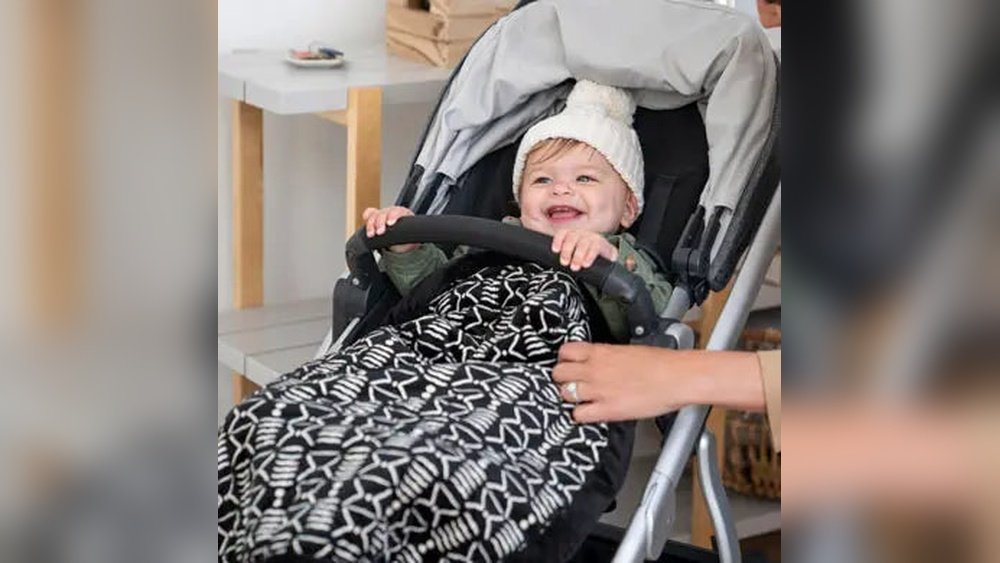 How to Keep Baby Warm in Stroller: Essential Tips for Cozy Walks