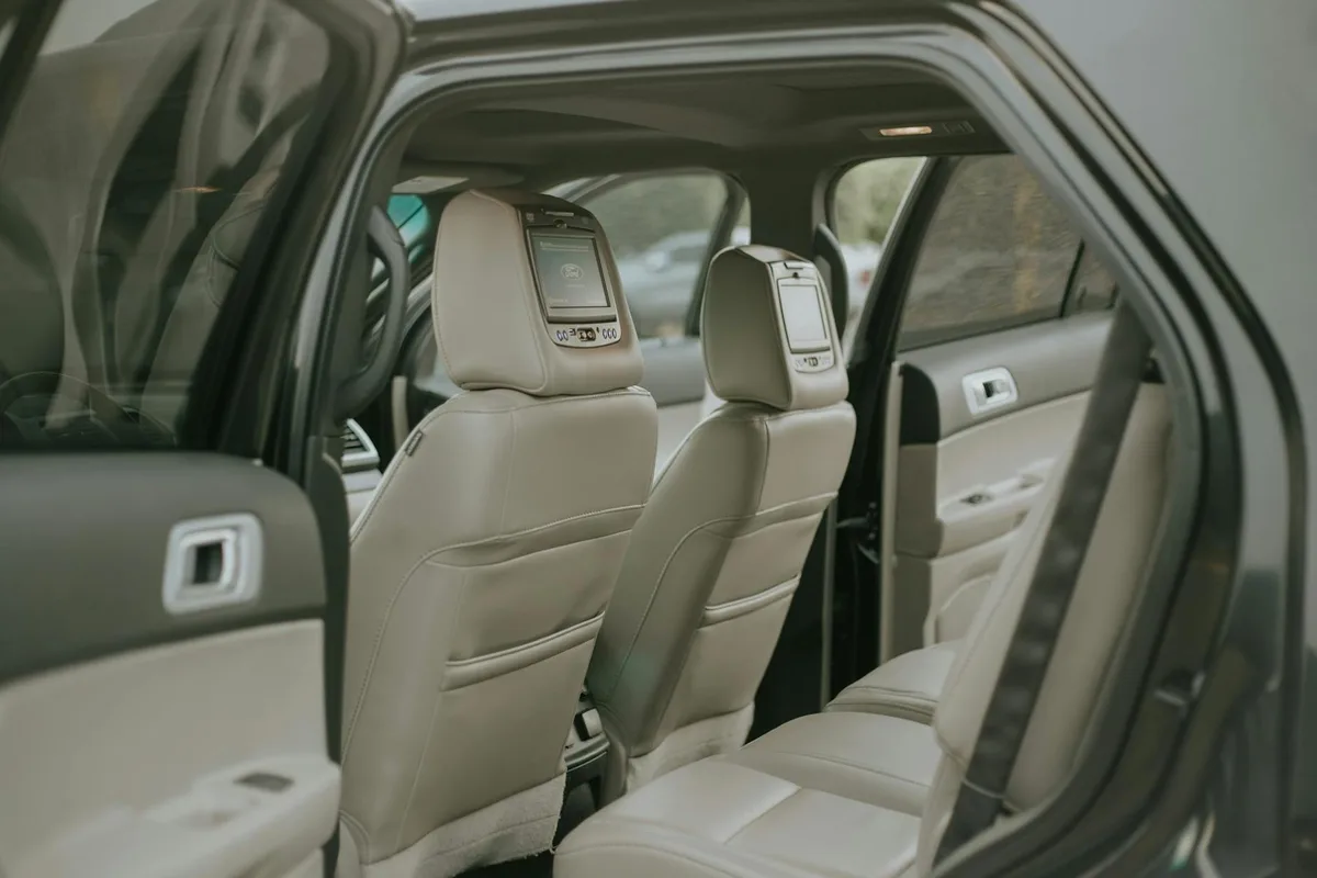 Travel system with infant car seat